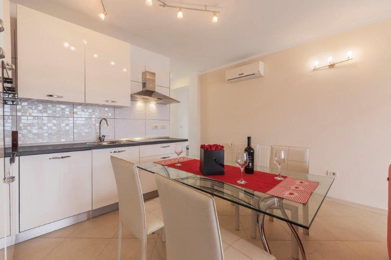 Apartment Dubravka Near The Sandy Beach Medolino Esterno foto