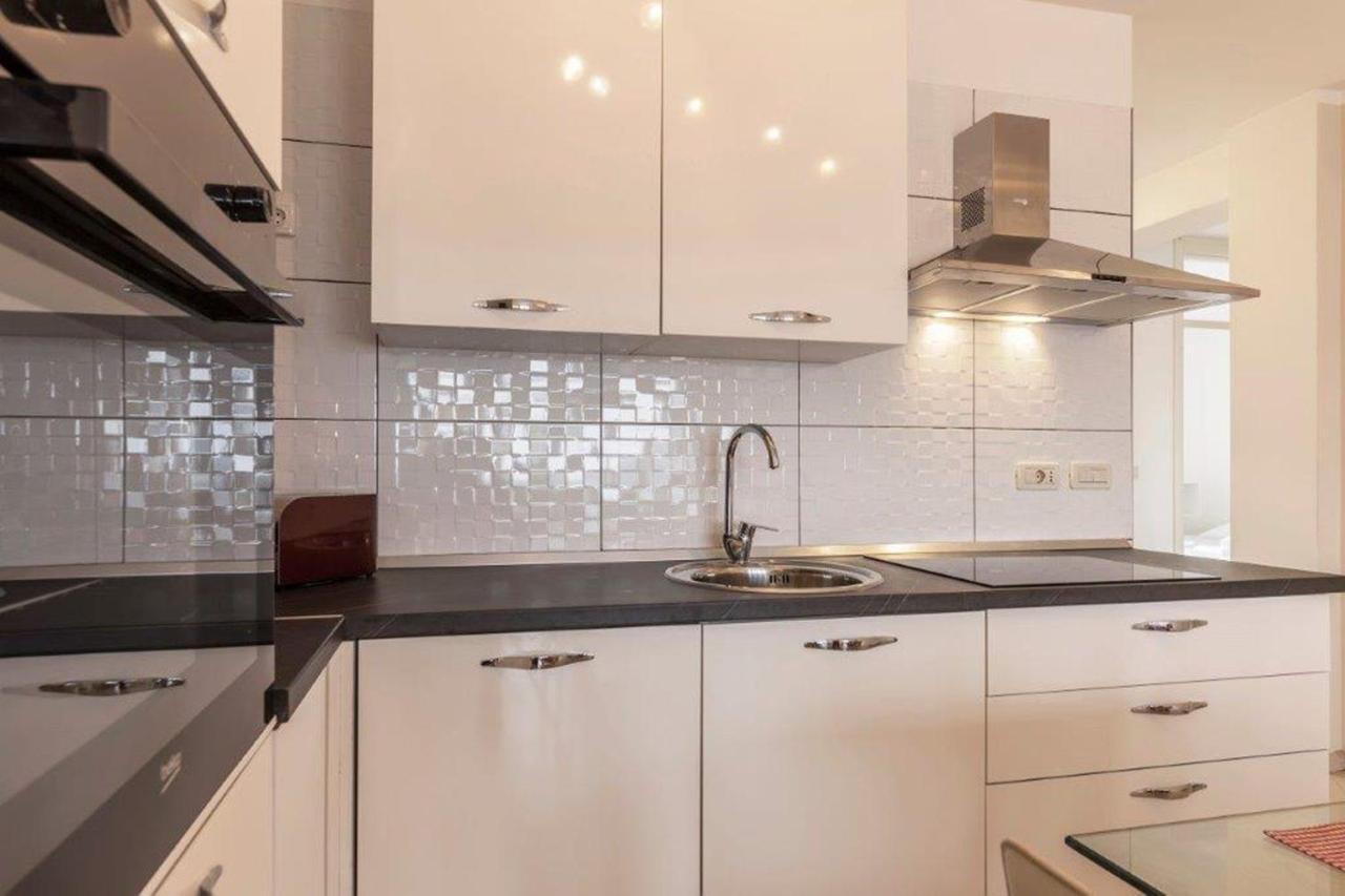 Apartment Dubravka Near The Sandy Beach Medolino Esterno foto