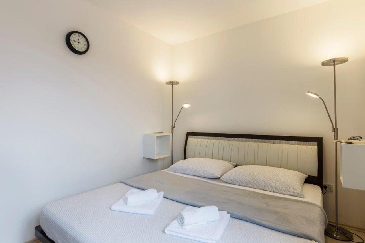 Apartment Dubravka Near The Sandy Beach Medolino Esterno foto